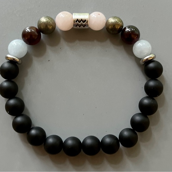 Aquarius ♒️ Zodiac Handcrafted Bead Bracelet - Picture 4 of 7